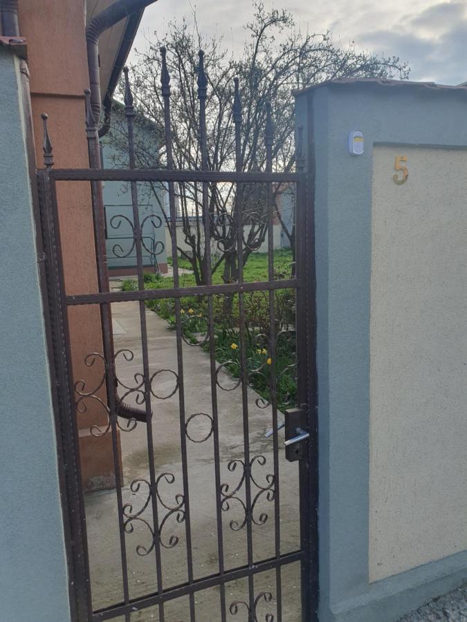 Vila Sunset Apartment Galati  Bagian luar foto
